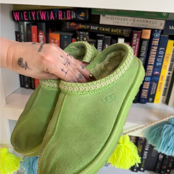 UGG lime green sheepskin slip on slippers house shoes mules viral - Picture 6 of 7